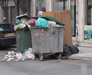 Μην «ξεφορτώνεστε» τα σκουπίδια το σαββατοκύριακο