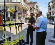 «Επιμένουν» τα κίτρινα ηλεκτρικά πατίνια και…τρώνε κλήση στο κέντρο της Βέροιας!