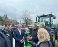 Κλιμάκιο του ΠΑΣΟΚ επισκέφθηκε το Σάββατο τα «ημαθιώτικα» μπλόκα