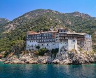 Ρεκόρ επισκεψιμότητας στο Άγιον Όρος το 2025