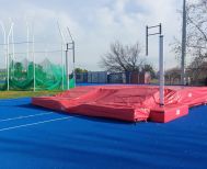 Αναβάθμιση του  Αθλητικού Κέντρου ΔΑΚ Μακροχωρίου με την αντικατάσταση του ελαστικού συνθετικού τάπητα του στρίβου στο «Δ. Βικέλας» 