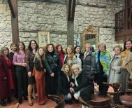 «Γυναικών Ψίθυρος»: Μια βραδιά αφιερωμένη στη δύναμη και τη φωνή των γυναικών