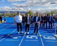 Εγκαινιάστηκε το έργο «ΑΝΤΙΚΑΤΑΣΤΑΣΗ ΤΟΥ ΕΛΑΣΤΙΚΟΥ ΣΥΝΘΕΤΙΚΟΥ ΤΑΠΗΤΑ ΤΟΥ ΣΤΙΒΟΥ ΣΤΟ ΔΗΜΟΤΙΚΟ ΓΥΜΝΑΣΤΗΡΙΟ Δ.ΒΙΚΕΛΑΣ ΕΠΙΦΑΝΕΙΑΣ 9.000μ2»