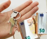 Επιδότηση ενοικίου και σε δημοσίους υπαλλήλους που υπηρετούν σε νησιά και ορεινές περιοχές -Αφορά εκπαιδευτικούς, γιατρούς, αστυνομικούς, πυροσβέστες, λιμενικούς, κ.α.