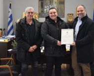 Επίσκεψη του Προέδρου του Συλλόγου Πολυτέκνων με Τρία Παιδιά Ημαθίας στον Δήμαρχο Νάουσας