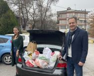 Παράδοση ειδών πρώτης ανάγκης από το 6ο Δημοτικό Σχολείο Βέροιας στο Κοινωνικό Παντοπωλείο Βέροιας