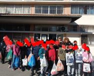 Προσφορά ενόψει των εορτών από τα σχολεία στον Όμιλο Προστασίας Παιδιού Βέροιας