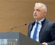 Ο Υφυπουργός Ανάπτυξης, Λάζαρος Τσαβδαρίδης, επισκέφθηκε την Κομοτηνή ως μέλος κυβερνητικού κλιμακίου προκειμένου να συμμετάσχει στην παρουσίαση του Τοπικού Σχεδίου Ανάπτυξης της Περιφερειακής Ενότητας Ροδόπης