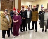 Κάλαντα έψαλλαν στον Δήμαρχο Αλεξάνδρειας Παναγιώτη Γκυρίνη