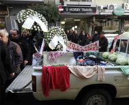 Χθες Τετάρτη στο κέντρο της Βέροιας: Συμβολική πορεία με αποκλεισμό της Μητροπόλεως από τους πωλητές λαϊκών αγορών Ημαθίας - «Λουκέτο» επ΄αόριστον, στις λαϊκές της χώρας