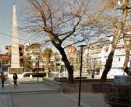 1,5 εκατ. ευρώ από το ΕΣΠΑ της ΠΚΜ, για τη ριζική ανάπλαση της κεντρικής πλατείας Νάουσας -Ποιες παρεμβάσεις πρόκειται να υλοποιηθούν