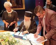 Ολοκληρώνονται τα «ΛΑ΄ ΠΑΥΛΕΙΑ», με το Διεθνές Συνέδριο και τις λατρευτικές εκδηλώσεις στη μνήμη του Αποστόλου Παύλου -Υπογράφηκε η προγραμματική σύμβαση για την ανάπλαση, επισκευή και ανάδειξη του Βήματος στη Βέροια