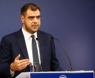 Μαρινάκης: «Δεν υπάρχει θέμα ανασχηματισμού, το διαψεύδω»