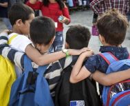 Αλλαγές στο ωράριο αποχώρησης των ολοήμερων  σε δημοτικά και νηπιαγωγεία