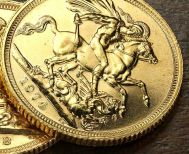 Απογειώνεται η τιμή της χρυσής λίρας