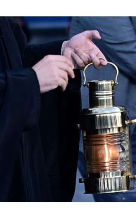 Στις 9.00 το βράδυ του Μ. Σαββάτου το Άγιο Φως στο αεροδρόμιο Μακεδονία