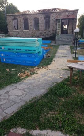 Ξεκίνησαν οι εργασίες  αναστήλωσης  του παλιού πέτρινου Σχολείου  της Ελαφίνας  ΕΥΧΑΡΙΣΤΙΕΣ ΤΟΥ ΣΥΛΛΟΓΟΥ