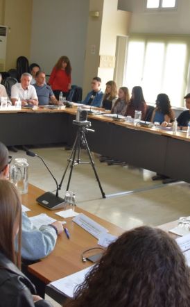 Με επιτυχία πραγματοποιήθηκε το 1ο Δημοτικό Συμβούλιο Εφήβων Δήμου Ηρωικής Πόλεως Νάουσας