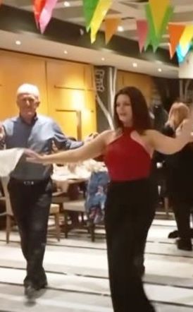 Το αποκριάτικο γλέντι  του Πολιτιστικού Ομίλου Ξηρολιβάδου