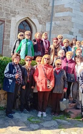 Εκπαιδευτική περιήγηση των ΚΑΠΗ σε ιστορικά μονοπάτια της Βέροιας