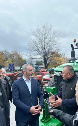 Κλιμάκιο του ΠΑΣΟΚ επισκέφθηκε το Σάββατο τα «ημαθιώτικα» μπλόκα