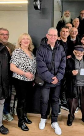 Ο ΛΑΟΣ και ο ΑΚΟΥ 99.6 «τσίκνισαν» με βασιλόπιτα! 