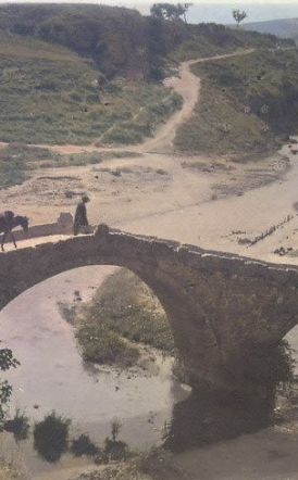 ΜεΜιαΜατια Η γέφυρα του Σταυρού, παλαιότερα και γέφυρα του Χατζηκάβουρα