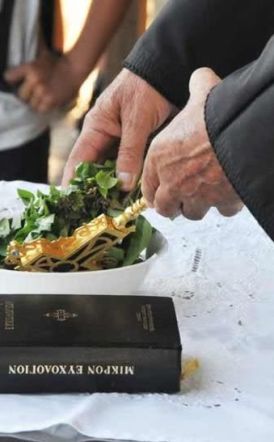 Με αγιασμό ξεκινάει σήμερα η νέα σχολική χρονιά