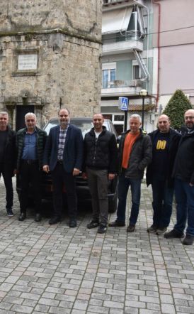 Ο Δήμος Νάουσας ενισχύει την επιχειρησιακή του ετοιμότητα με δύο νέα οχήματα εξοπλισμένα με αυτόνομο πυροσβεστικό σύστημα