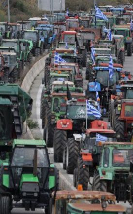 Ομόφωνη απόφαση της πανελλαδικής σύσκεψης στα Μάλγαρα : Αγρότες και κτηνοτρόφοι: Συνεχίζουν με αποκλεισμούς εθνικών οδών, παραδρόμων και τελωνείων, μετά τα Θεοφάνια -Κυβέρνηση: «Αύριο η εξειδίκευση των μέτρων που έχουν αναγγελθεί,  είτε με την παρουσία αγ