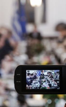 Ανακοινώθηκαν χθες οι αλλαγές στην Κυβέρνηση Μ. Σχοινάς, Ε. Τουρνάς και Μ. Λαζαρίδης στη νέα σύνθεση, μετά την παραίτηση Τσιάρα, Κεφαλογιάννη και  Βαρτζόπουλου -Εξελίξεις πυροδοτούν οι δικογραφίες της Ευρωπαϊκής Εισαγγελίας για την υπόθεση του ΟΠΕΚΕΠΕ