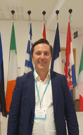 Ο Δήμαρχος Νάουσας Νικόλας Καρανικόλας επελέγη ως μέλος του δικτύου της Ευρωπαϊκής Επιτροπής «Οικοδομώντας την Ευρώπη μαζί με τους εκπροσώπους της τοπικής αυτοδιοίκησης»