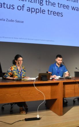 Ξεκίνησε το Διεθνές Συνέδριο για τις Υδατικές Σχέσεις Δενδροκομικών Καλλιεργειών και Αμπέλου στη Νάουσα