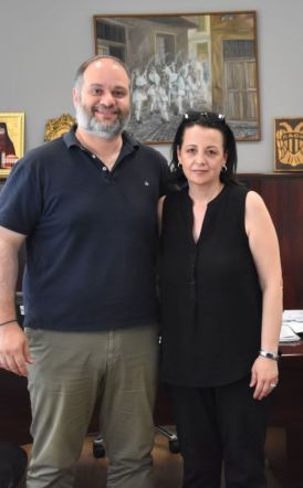 Ορκωμοσία νέας μόνιμης υπαλλήλου Υ.Ε. Οικογενειακών Βοηθών στον Δήμο Ηρωικής Πόλεως Νάουσας