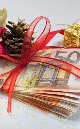Νωρίτερα στους λογαριασμούς, συντάξεις, δώρο Χριστουγέννων και επιδόματα