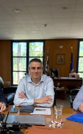 Συνάντηση Δημάρχου Νάουσας με τον Υπουργό Υποδομών για την σύνδεση με την Εγνατία   -Συζητήθηκε και η κατασκευή νέας γέφυρας  στην περιοχή του νοσοκομείου