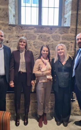 Η ΒΙΒΟΝ – Η πρώτη Βιβλιοθήκη Οίνου της Ελλάδας άνοιξε τις πόρτες της στη Νάουσα