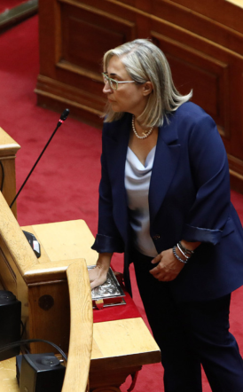 Ευχές του Δημάρχου Νάουσας στην  Στέλλα Αραμπατζή