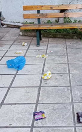 Εθελοντές για την καθαριότητα: Κάθε πρωί η ίδια κατάσταση…