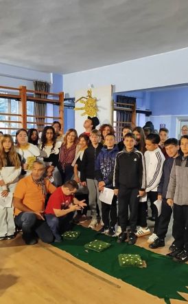 Στο πλαίσιο της Παγκόσμιας Ημέρας ΑμεΑ:  Επίσκεψη μαθητών από το Γυμνάσιο Τρικάλων στο ΕΕΕΕΚ Αλεξάνδρειας