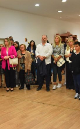 Πραγματοποιήθηκαν με επιτυχία τα εγκαίνια της Έκθεσης Κεραμικής των Εικαστικών Εργαστηρίων Δήμου Νάουσας