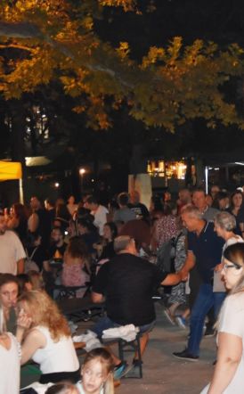 Εντυπωσιακή πρεμιέρα για το Naoussa Street Food Festival 2025 – Wine Edition     Jazz, street food, κρασί και χιλιάδες επισκέπτες στην καρδιά της Νάουσας
