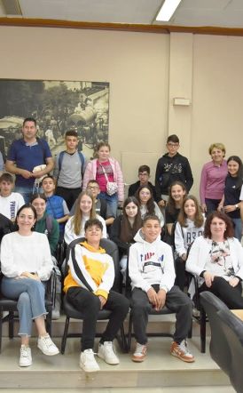 Το Δημαρχείο Νάουσας επισκέφθηκαν μαθητές του Ιταλικού σχολείου Riccardo Gulia
