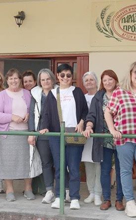 Γυναίκες από την Φυτειά επισκέφτηκαν τον Γυναικείο Αγροτικό Συνεταιρισμό Αγίου Αντωνίου Θέρμης 