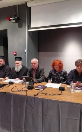 Στην Κοβεντάρειο Δημοτική Βιβλιοθήκη Κοζάνης Παρουσιάστηκε με επιτυχία το βιβλίο της Δρ. Παρασκευής Παυλίδου  για τον Μητροπολίτη Διονύσιο Ψαριανό