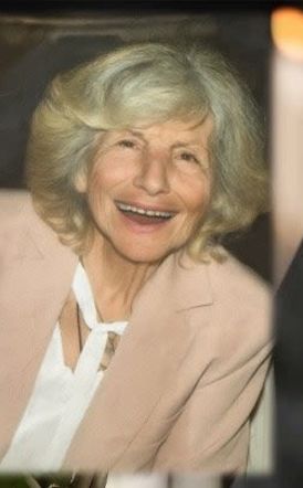 Έφυγε από τη ζωή η Ελένη Μανωλοπούλου σε ηλικία 88 ετών