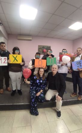 «Μικροί Ήρωες» σε δράση: Μια συγκινητική σύμπραξη σχολείων και κοινότητας στο Α' ΚΑΠΗ Βέροιας