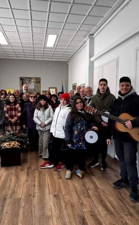 Πρωτοχρονιάτικα κάλαντα από το Ωδείο «Αριστοτέλης» στο Δημαρχείο Νάουσας