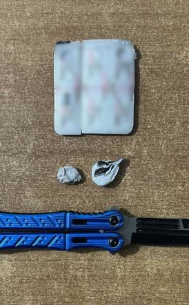 Σύλληψη για κατοχή κοκαΐνης και για παράβαση της νομοθεσίας για τα όπλα