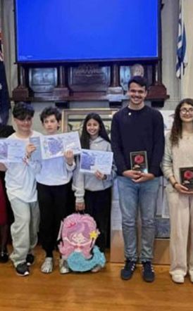 Δίγλωσση έκδοση για την «Βεργόνα, της Βέροιας τη γοργόνα», από την Παμμακεδονική Ένωση Μελβούρνης και Βικτώριας